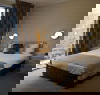 Carlton Lygon Lodge - Surfers Paradise Gold Coast