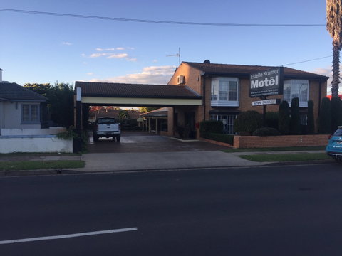 Estelle Kramer Motel - Surfers Paradise Gold Coast 0