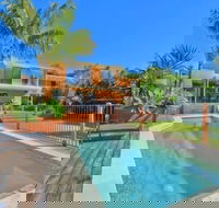Flynns Beach Retreat - Surfers Paradise Gold Coast
