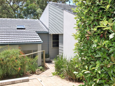 Hyams Beach Holiday Apartment - Surfers Paradise Gold Coast 0