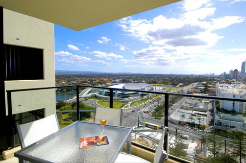 Mantra Broadbeach On The Park - Surfers Paradise Gold Coast 2