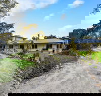 McKinnon's Holiday Home - Surfers Paradise Gold Coast