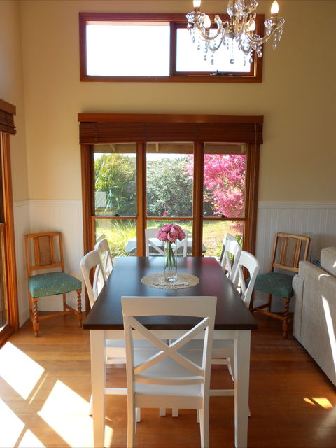 Milton Country Retreat: The Chocolate Cottages - Surfers Paradise Gold Coast 1