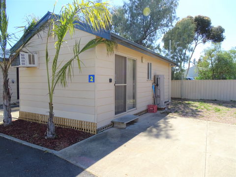 Moonta Bay Cabins - Cabin 2 - Surfers Paradise Gold Coast 0
