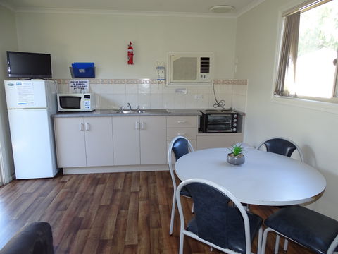 Moonta Bay Cabins - Cabin 2 - Surfers Paradise Gold Coast 1