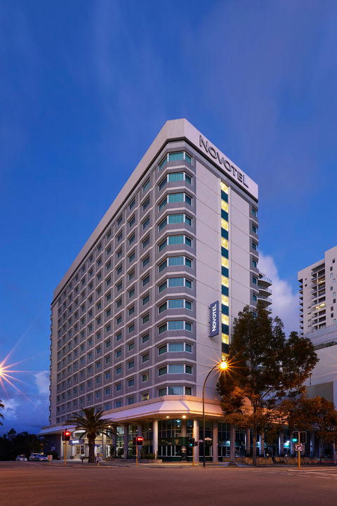 Novotel Perth Langley - Surfers Paradise Gold Coast 0