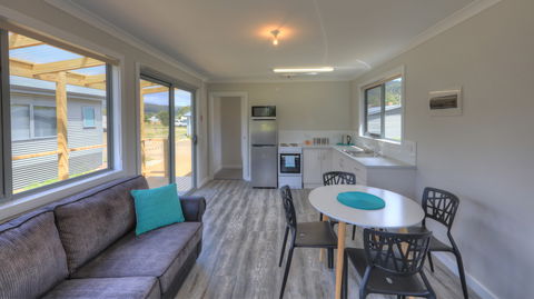 Orford Beachside Holiday Park - Surfers Paradise Gold Coast 1