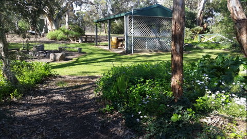 Padthaway Caravan Park - Surfers Paradise Gold Coast 2