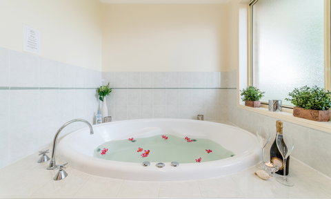 Pegasus Motel - Surfers Paradise Gold Coast 2