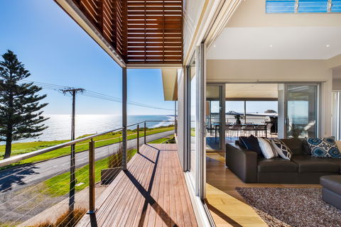Sea La Vie, Sellicks Beach - Surfers Paradise Gold Coast 0