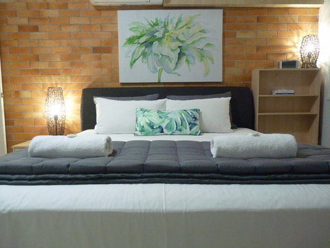 Sunseeker Motel - Surfers Paradise Gold Coast 0