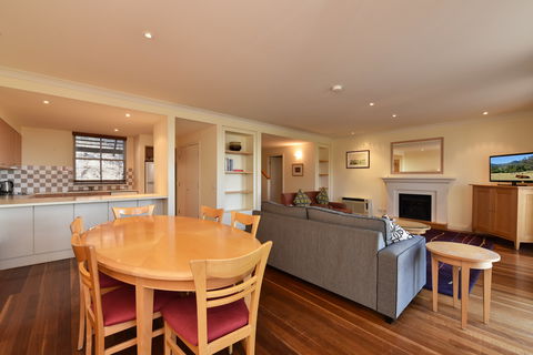 Villa Chambourcin - Surfers Paradise Gold Coast 2