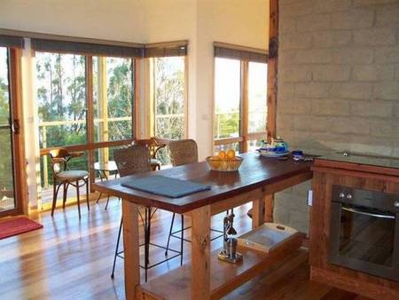 Lyrebird Cottages - Surfers Paradise Gold Coast 3