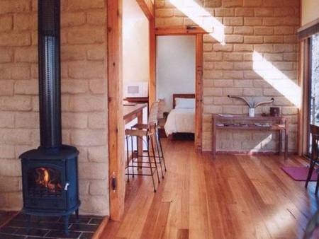 Lyrebird Cottages - Surfers Paradise Gold Coast 4