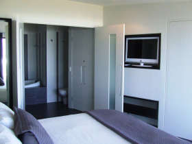 Hearns Beachside Villas - Surfers Paradise Gold Coast 4