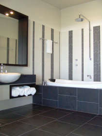 Hearns Beachside Villas - Surfers Paradise Gold Coast 5