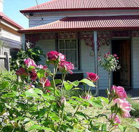Airleigh - Rose Cottage - Surfers Paradise Gold Coast