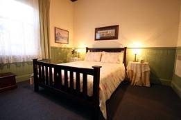 Isabella At Kyneton - Surfers Paradise Gold Coast 3