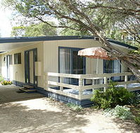 Beachwalk Cottage - Surfers Paradise Gold Coast