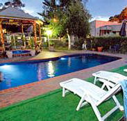 Mirrabooka Units - Surfers Paradise Gold Coast