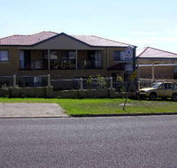 Marks Villa by the Sea - Surfers Paradise Gold Coast