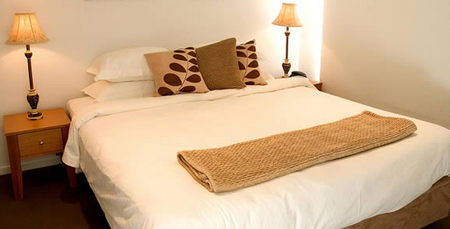 The Victoria Port Fairy - Surfers Paradise Gold Coast 1