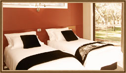 Deeluxe Riverspa Apartments - Surfers Paradise Gold Coast 2