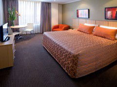 Travelodge Bankstown - Surfers Paradise Gold Coast 1