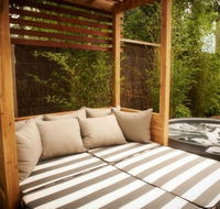 Lake House - Surfers Paradise Gold Coast