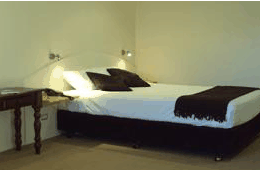 Beachfront Family Resort - Surfers Paradise Gold Coast 2