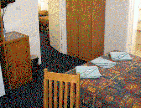 Bunbury Motel And Serviced Apartments - Surfers Paradise Gold Coast 3