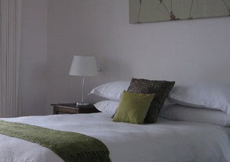 Canberra Furnished Accommodation - Surfers Paradise Gold Coast 1