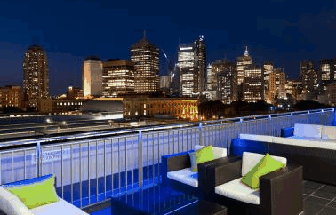 Backpackers Canberra ACT Surfers Paradise Gold Coast