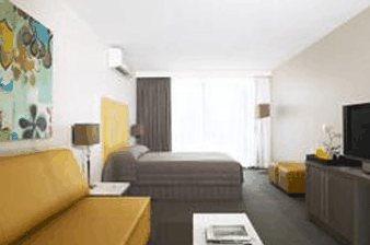 Narrabeen Sands Hotel - Surfers Paradise Gold Coast 1