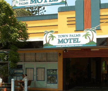 Town Palms Motel - Surfers Paradise Gold Coast