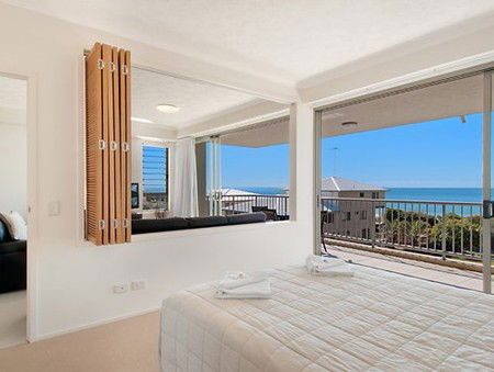 On The Beach Resort - Surfers Paradise Gold Coast 1