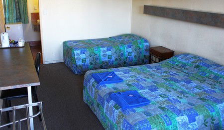 Motel 707 - Surfers Paradise Gold Coast 1