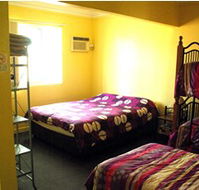 Dorchester Inn - Surfers Paradise Gold Coast