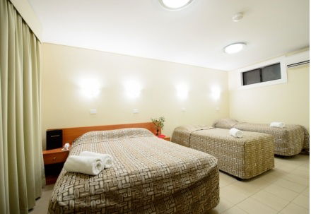 Liberty Plains Motor Inn - Surfers Paradise Gold Coast 1