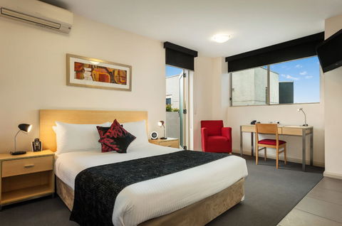 Quest Castle Hill - Surfers Paradise Gold Coast 7