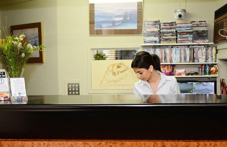Bankstown Motel 10 - Surfers Paradise Gold Coast 1