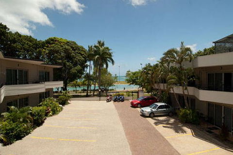 Whitsunday On The Beach - Surfers Paradise Gold Coast 0