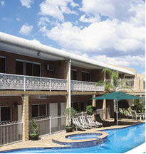 Macarthur Inn - Surfers Paradise Gold Coast 0
