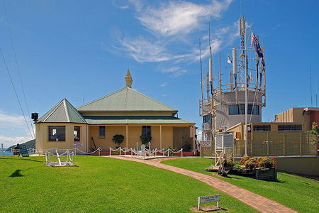 Nelson Head Heritage Lighthouse And Reserve - Surfers Paradise Gold Coast 0