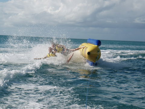 Aquavue Cafe Watersports - Surfers Paradise Gold Coast 9