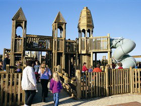 Jubilee Park Adventure Playground - Surfers Paradise Gold Coast 0