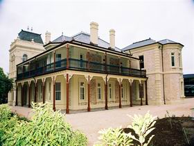 Auchendarroch House And Wallis Tavern - Surfers Paradise Gold Coast 0
