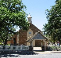 St George Church and Cemetery Tours - Surfers Paradise Gold Coast