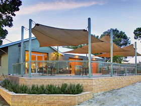 Partalunga Vineyard - Surfers Paradise Gold Coast 0