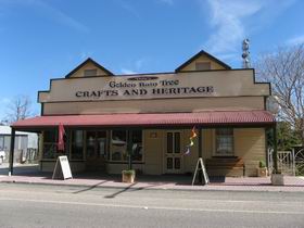 Dolly's Golden Raintree Craft And Heritage Centre - Surfers Paradise Gold Coast 0